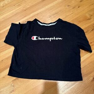 Champion cropped women’s Black Tee with Logo